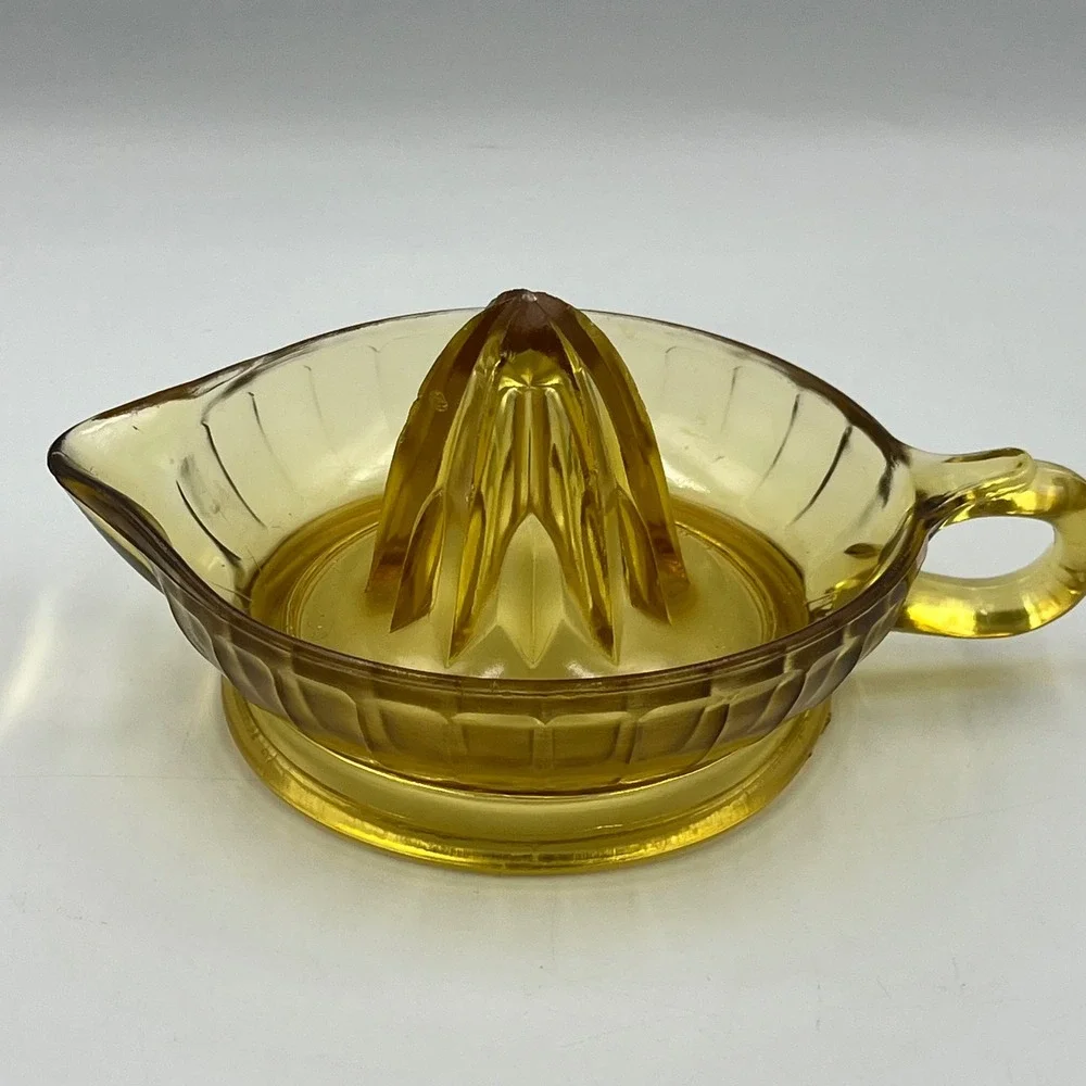 Amber Glass Citrus Juicer Reamer Yellow Kitchenware Vintage